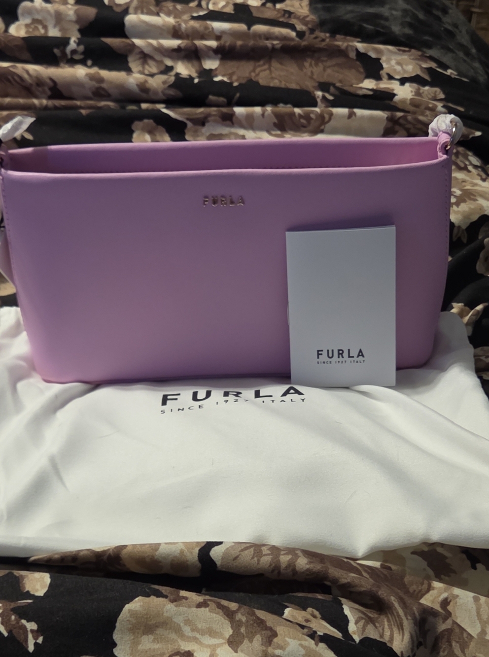 Furla Classic Mini Crossbody Vitello Sidney In Sakura